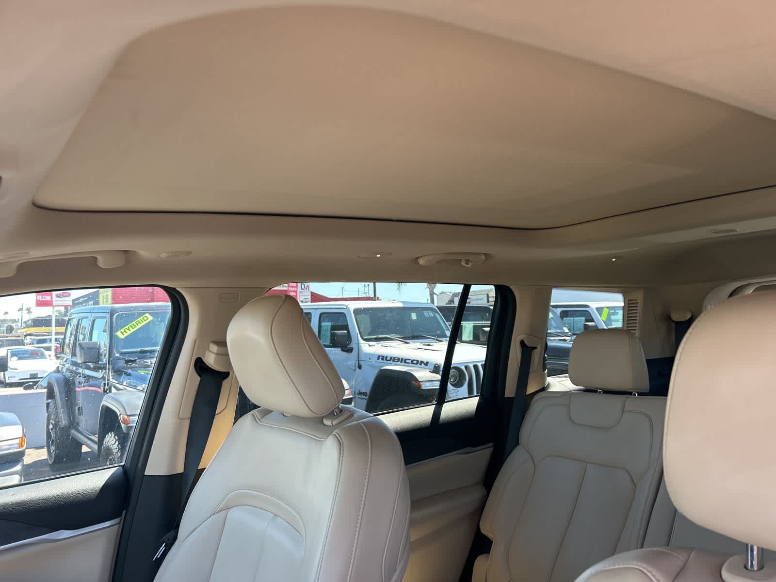 Thumbnail: 2021 Jeep Grand Cherokee L - 23