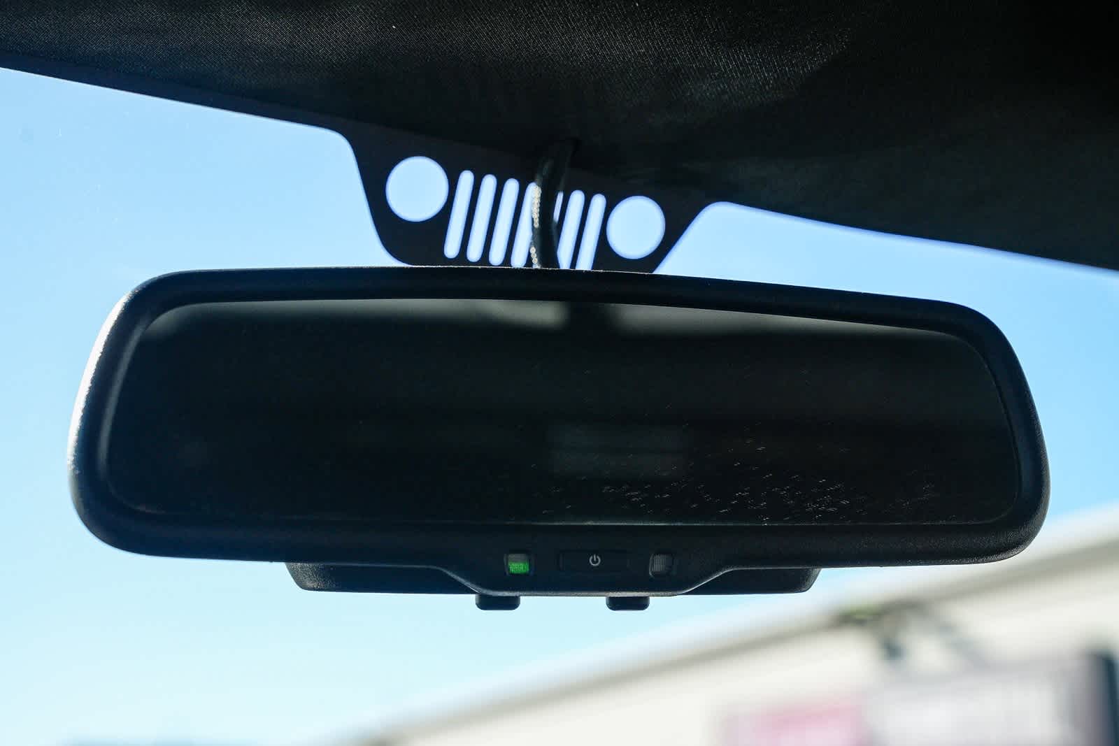 Thumbnail: 2017 Jeep Wrangler - 22