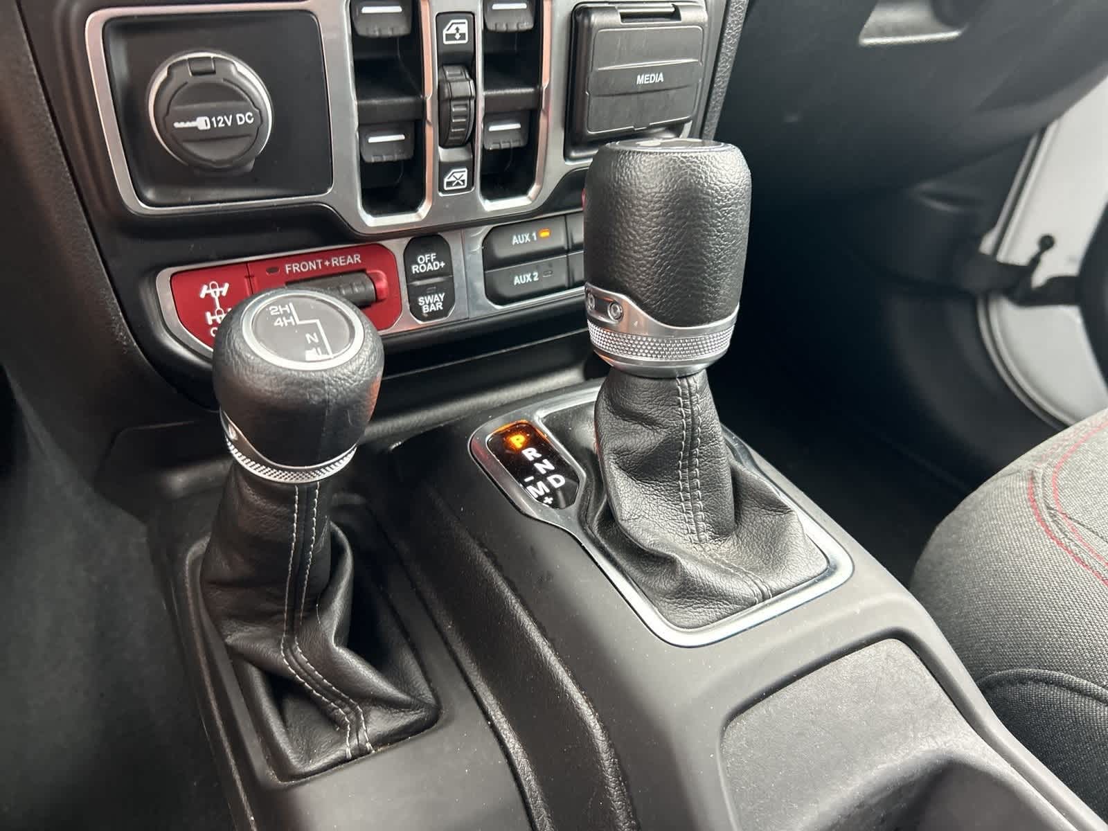 Thumbnail: 2024 Jeep Wrangler - 38