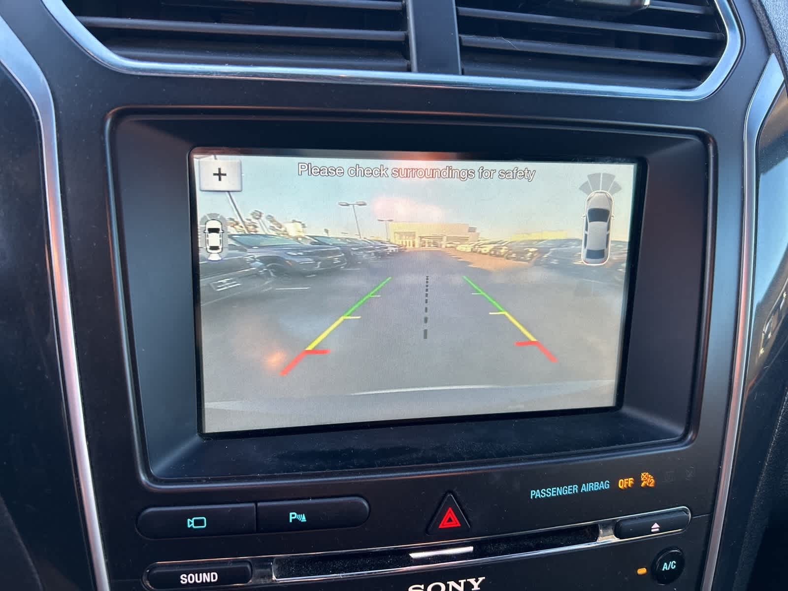 Thumbnail: 2017 Ford Explorer - 43