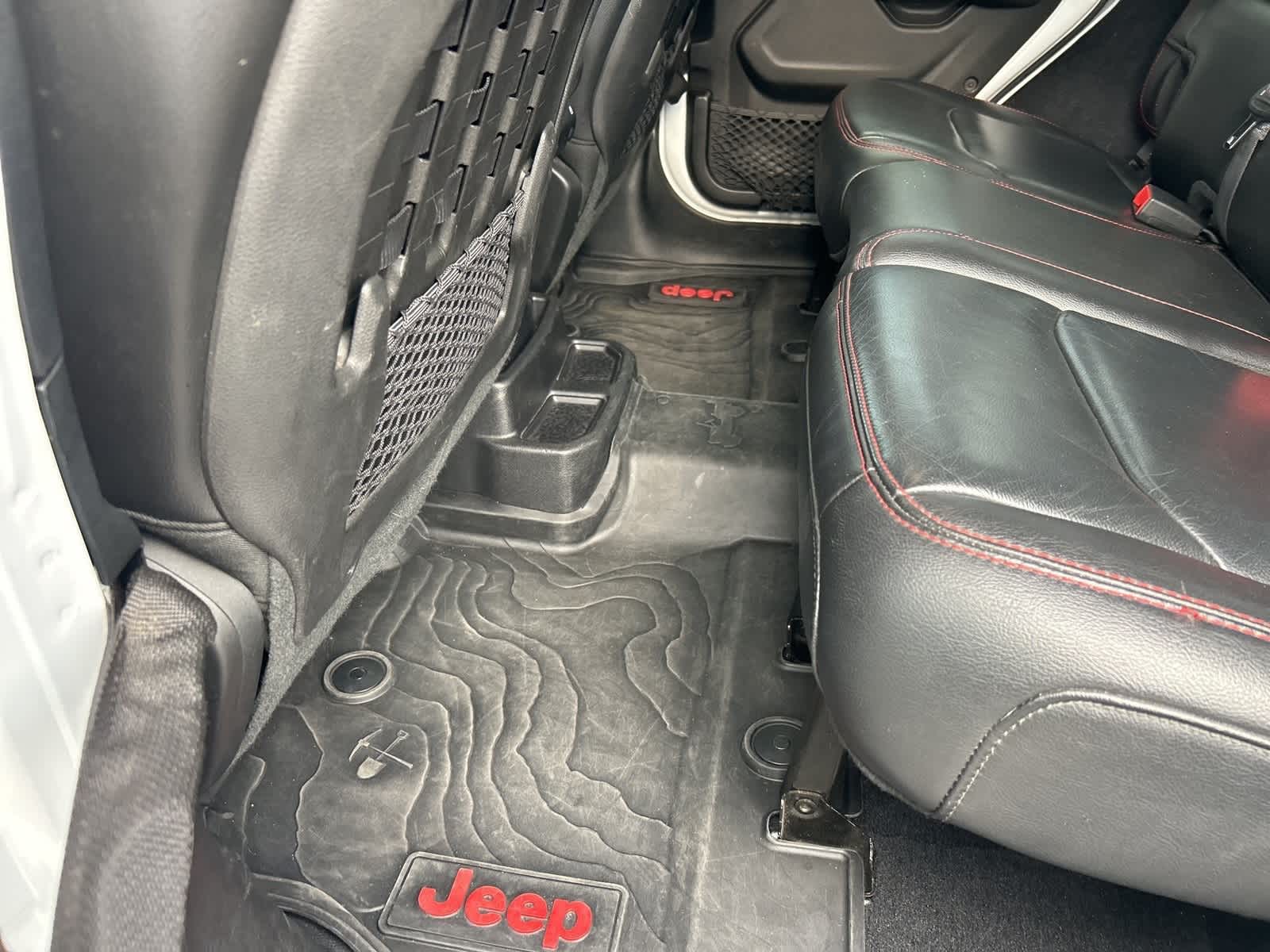 Thumbnail: 2019 Jeep Wrangler - 27
