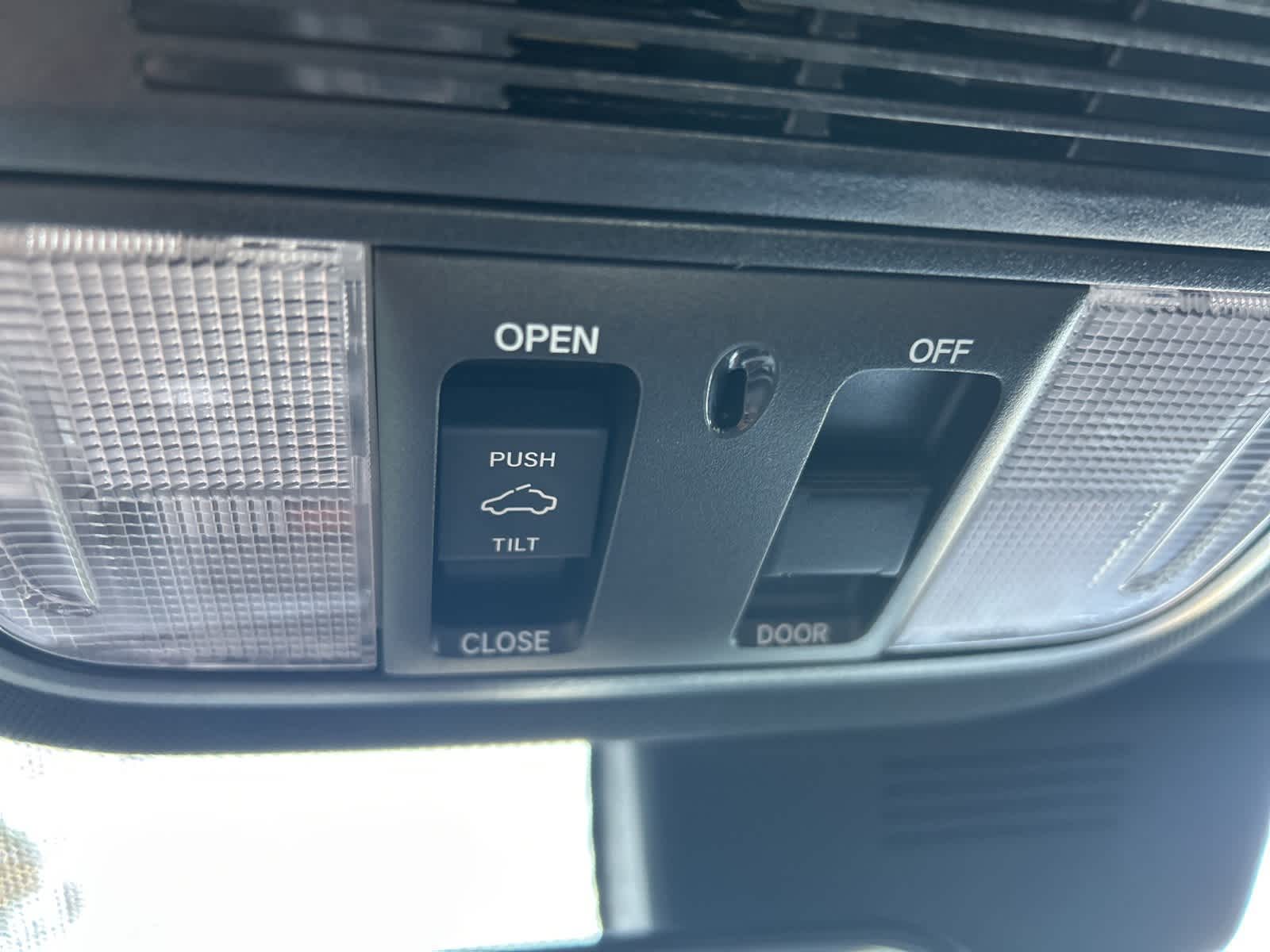 Thumbnail: 2022 Honda Accord - 41