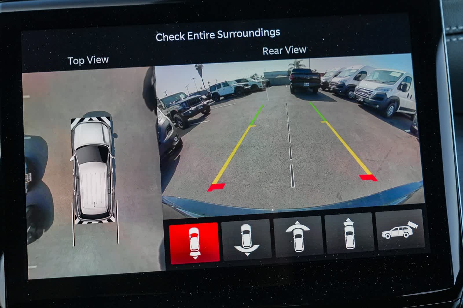 Thumbnail: 2025 Jeep Grand Cherokee - 24