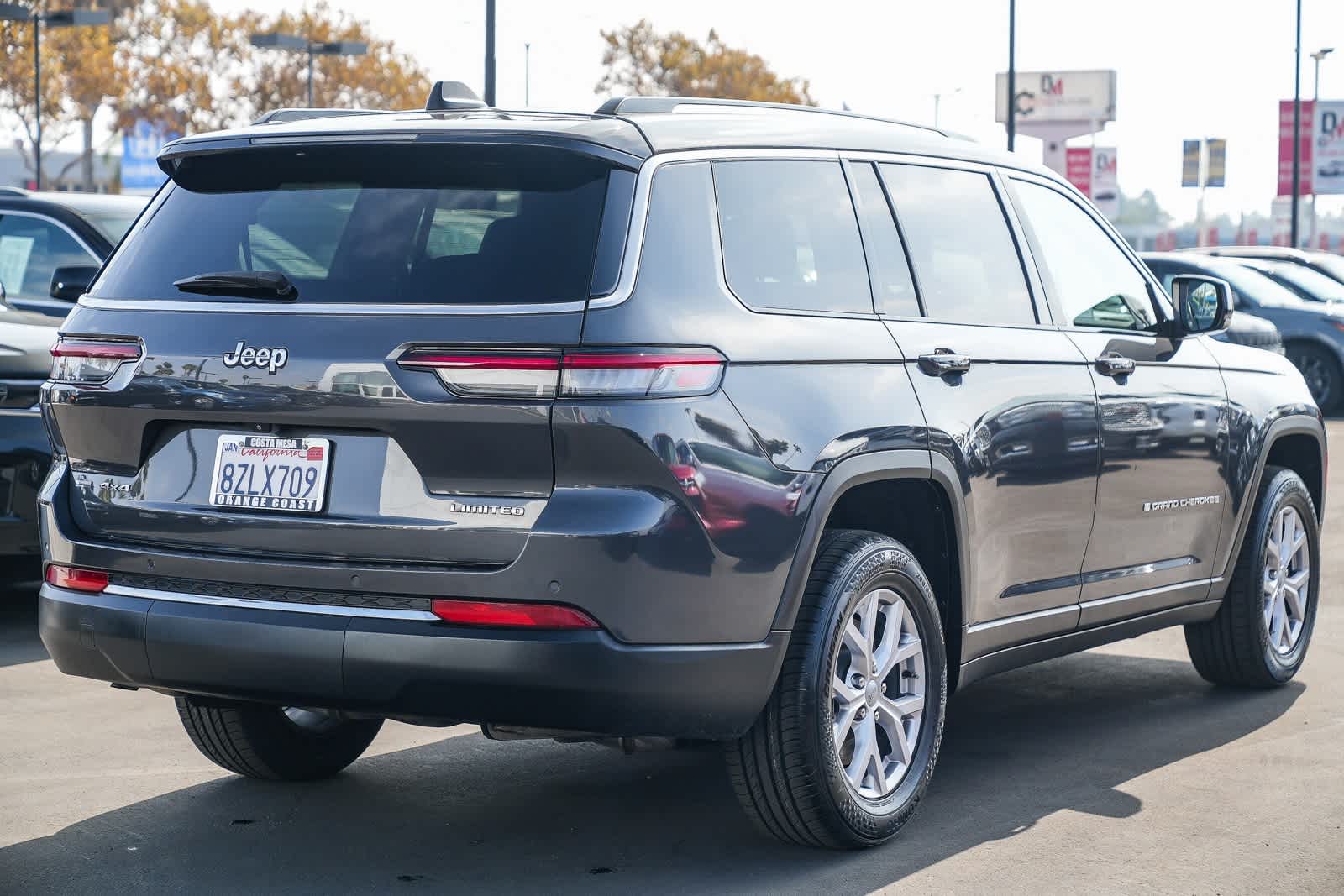 Thumbnail: 2021 Jeep Grand Cherokee L - 4