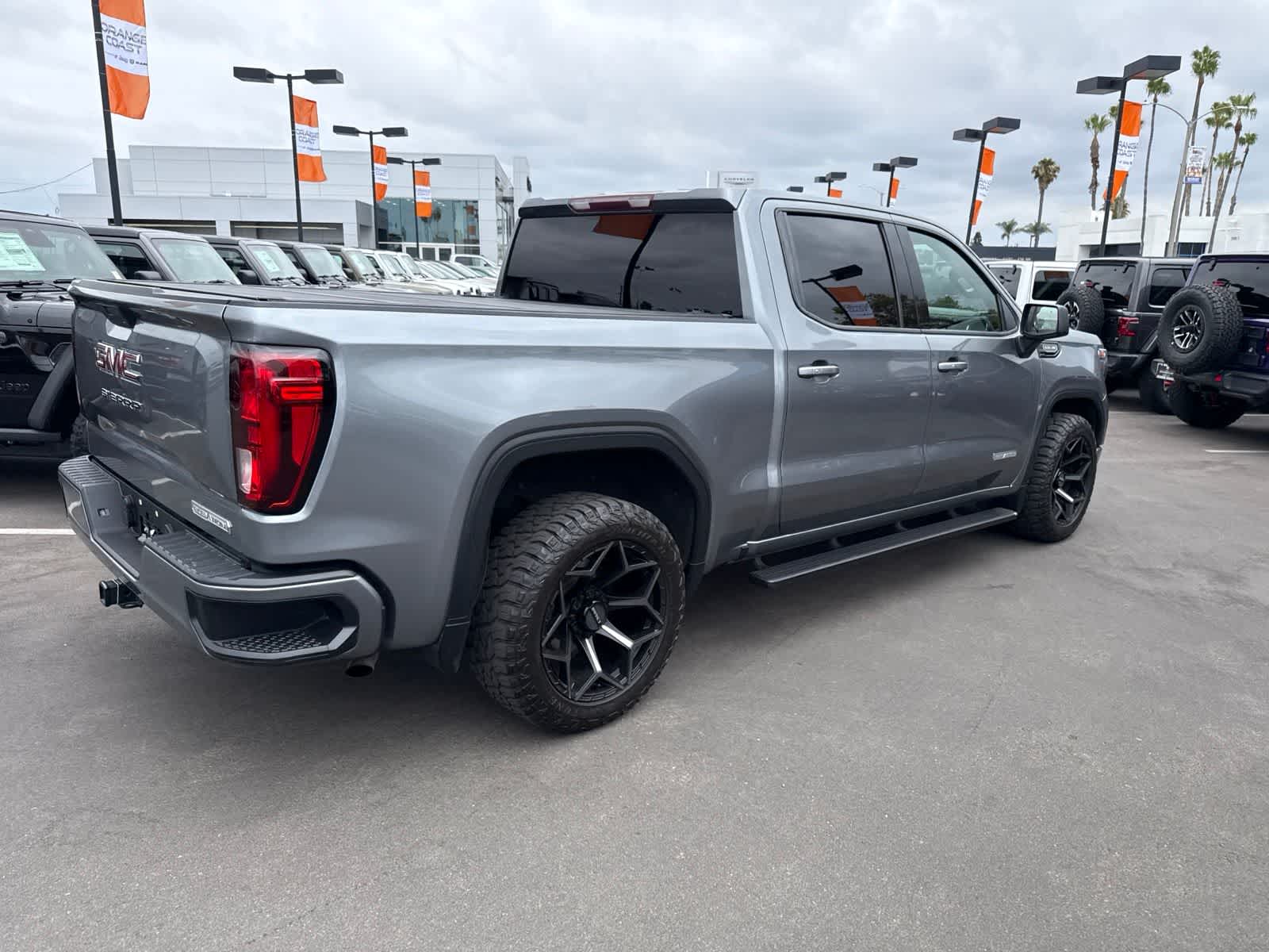 Thumbnail: 2020 GMC Sierra 1500 - 16