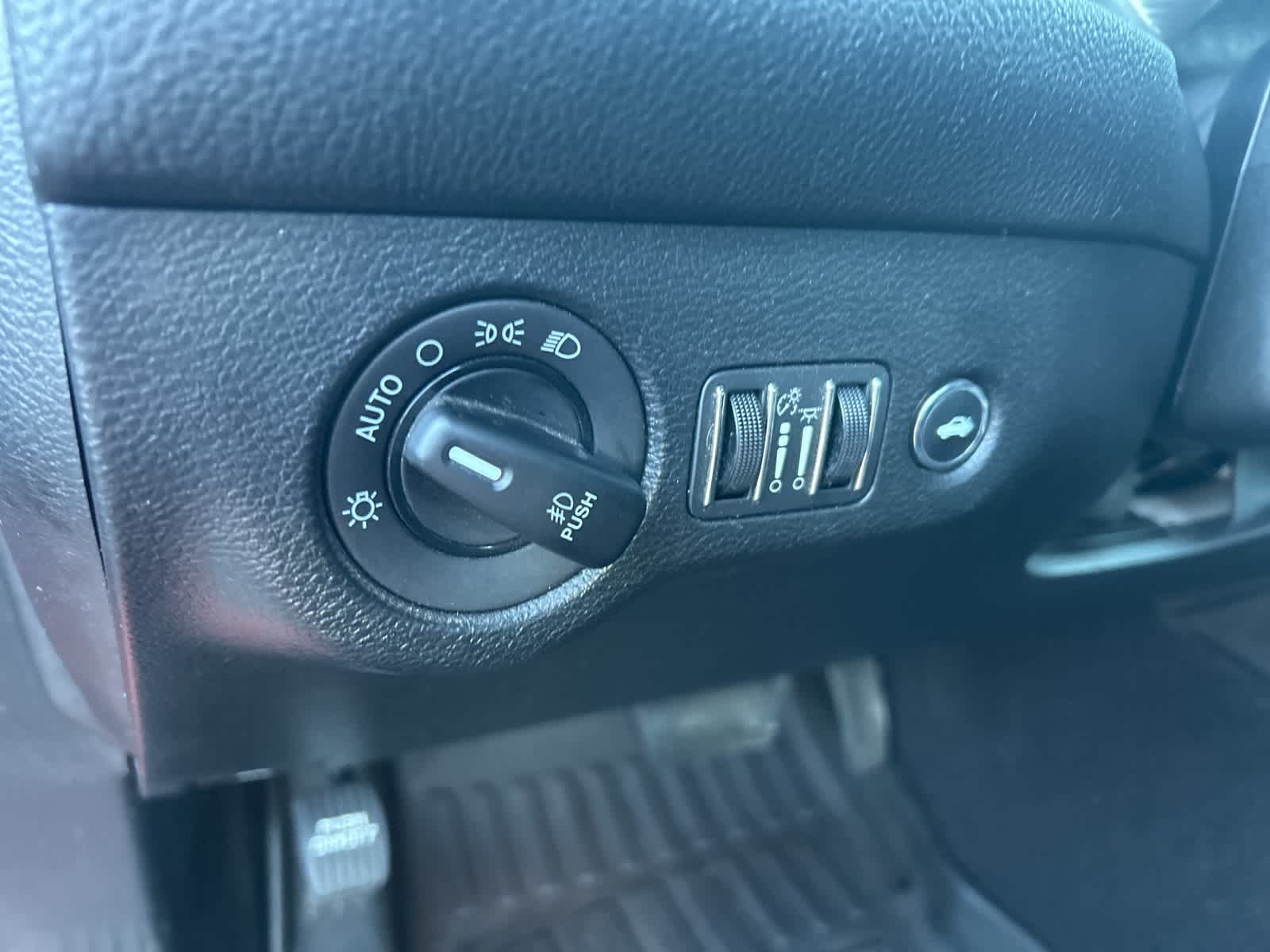 Thumbnail: 2022 Dodge Challenger - 26