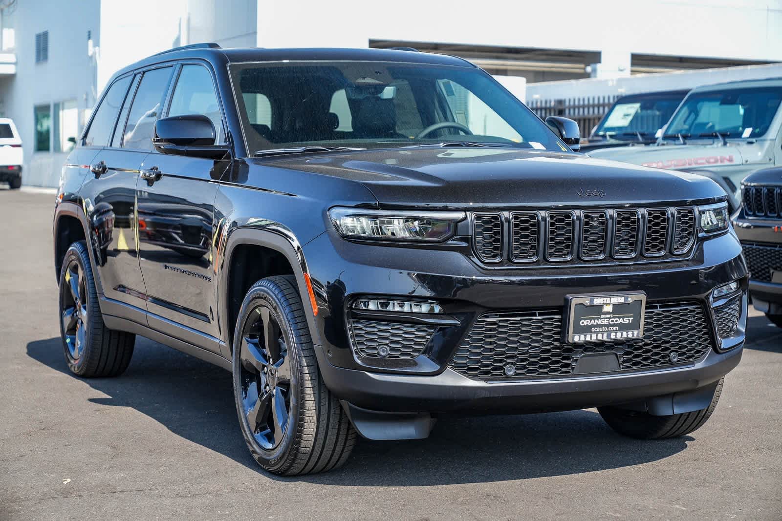 Thumbnail: 2025 Jeep Grand Cherokee - 3