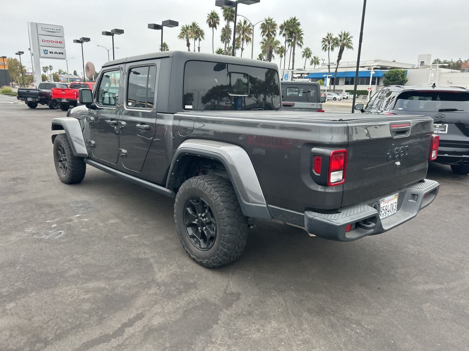 Thumbnail: 2023 Jeep Gladiator - 3