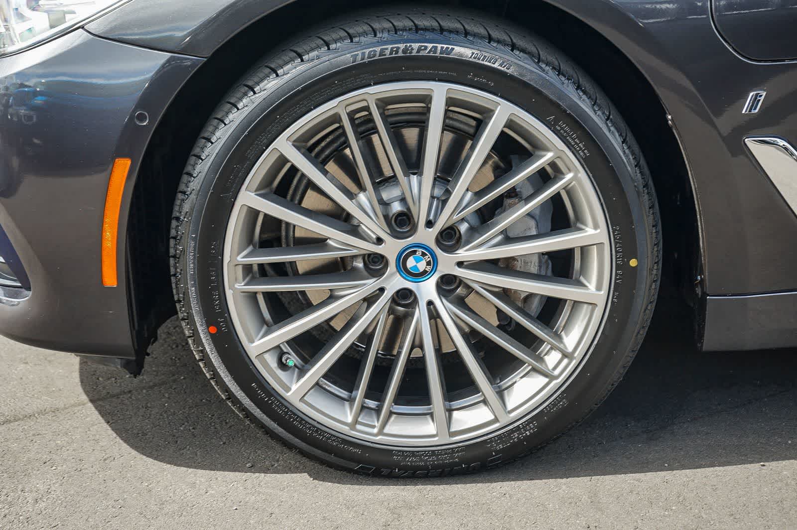 Thumbnail: 2019 BMW 5 Series - 9