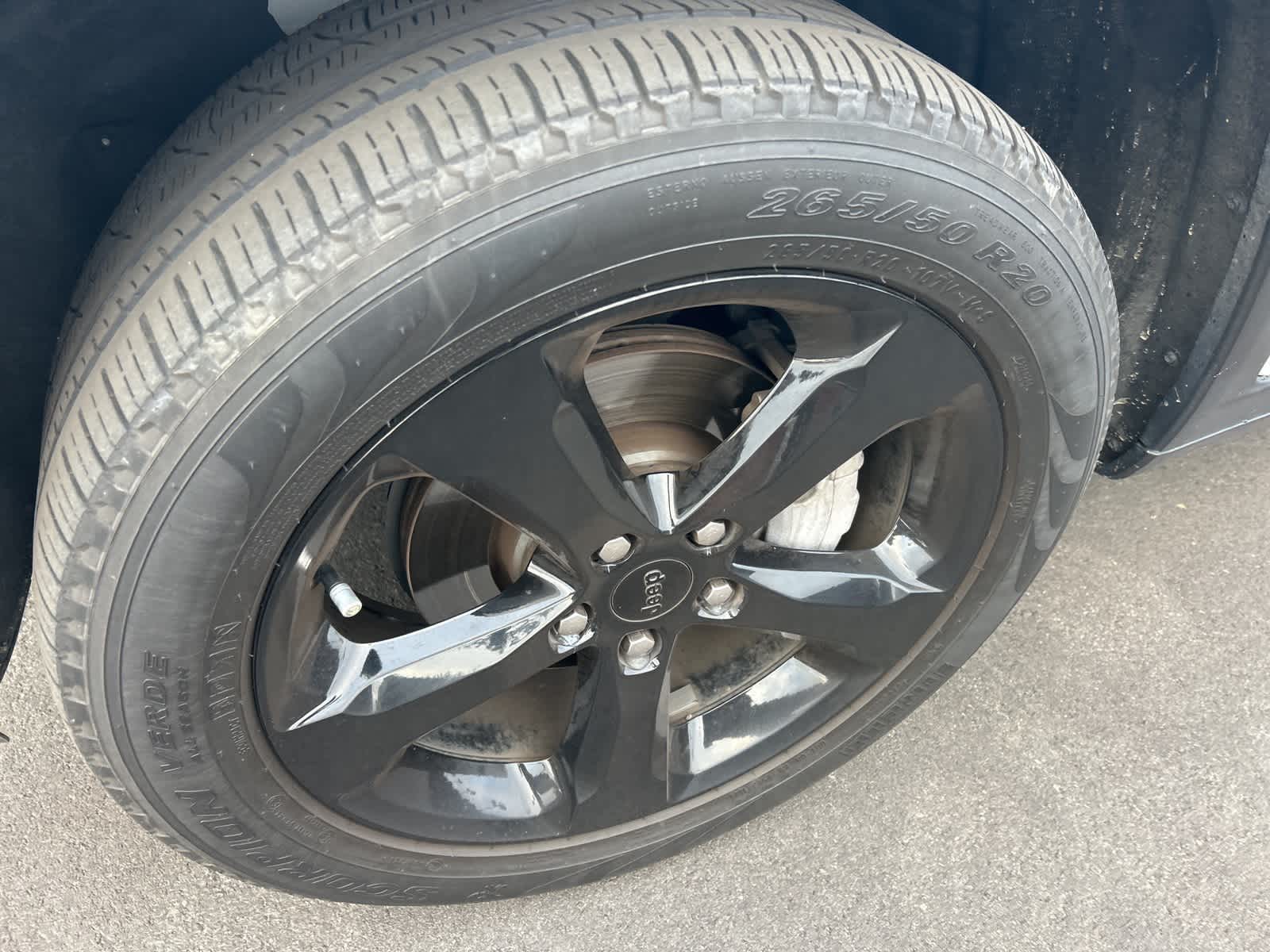 Thumbnail: 2023 Jeep Grand Cherokee - 31