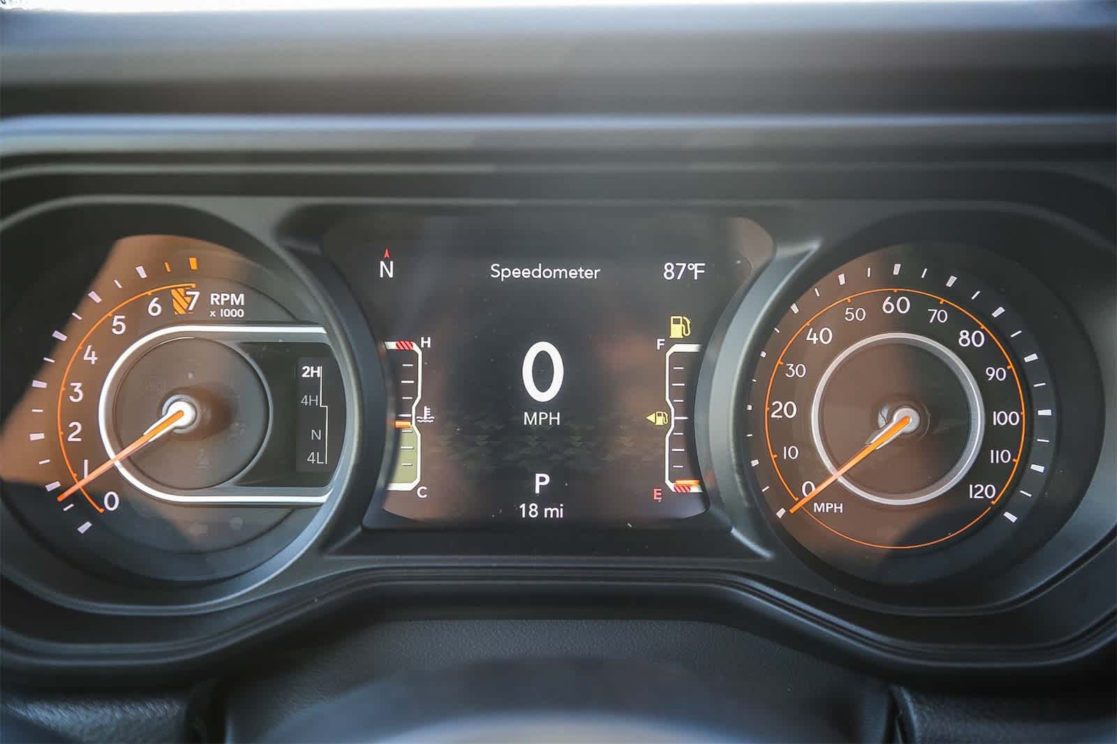 Thumbnail: 2025 Jeep Gladiator - 24