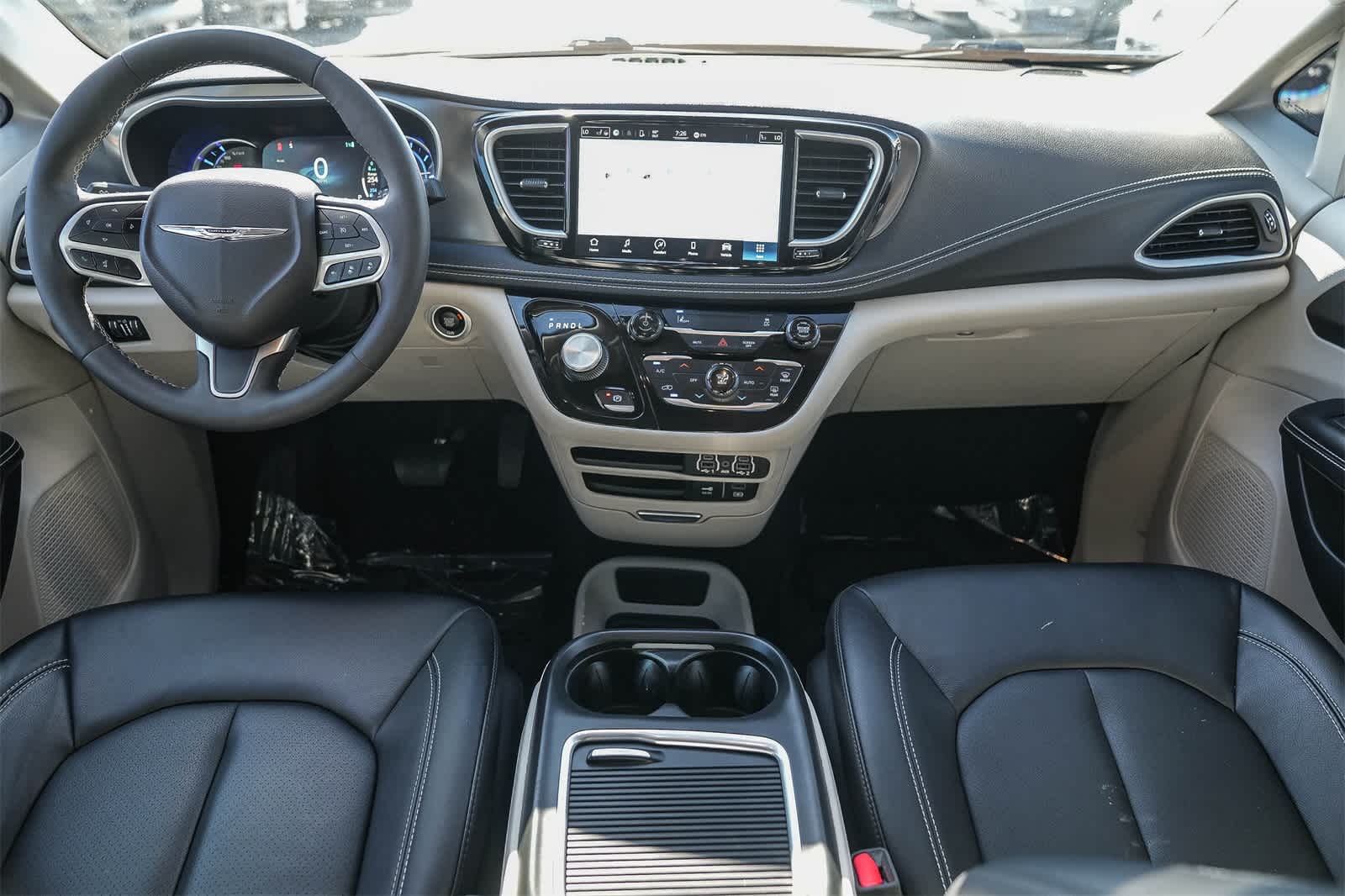 Thumbnail: 2022 Chrysler Pacifica - 11