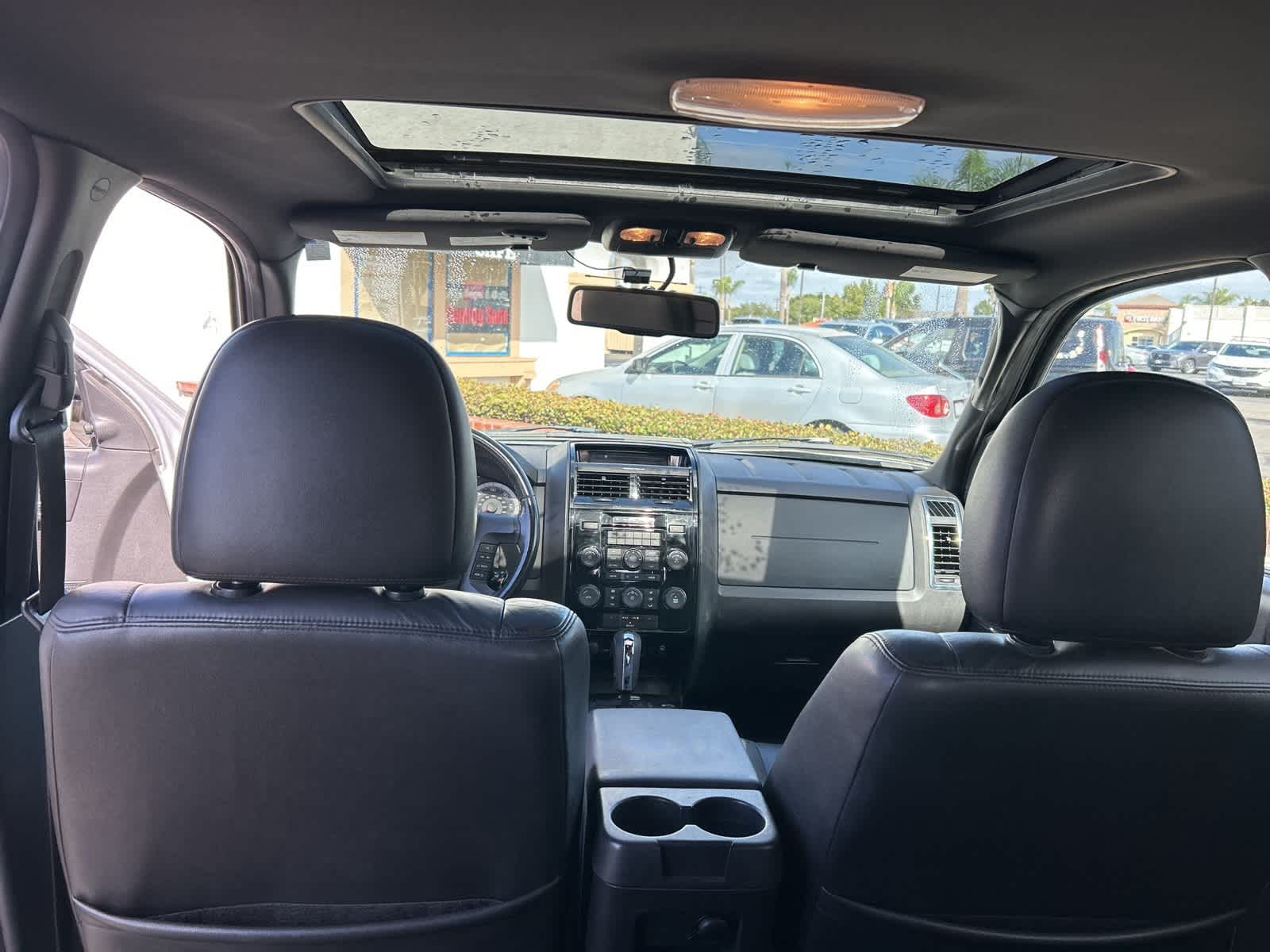 Thumbnail: 2010 Ford Escape - 26