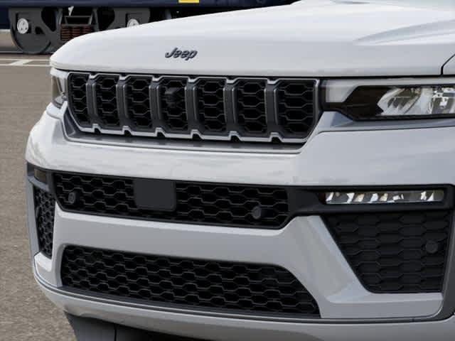 Thumbnail: 2026 Jeep Grand Cherokee - 35