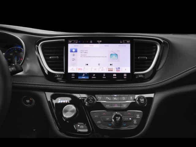 Thumbnail: 2026 Chrysler Pacifica - 7