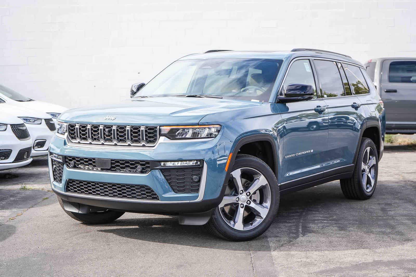 Thumbnail: 2026 Jeep Grand Cherokee L - 1