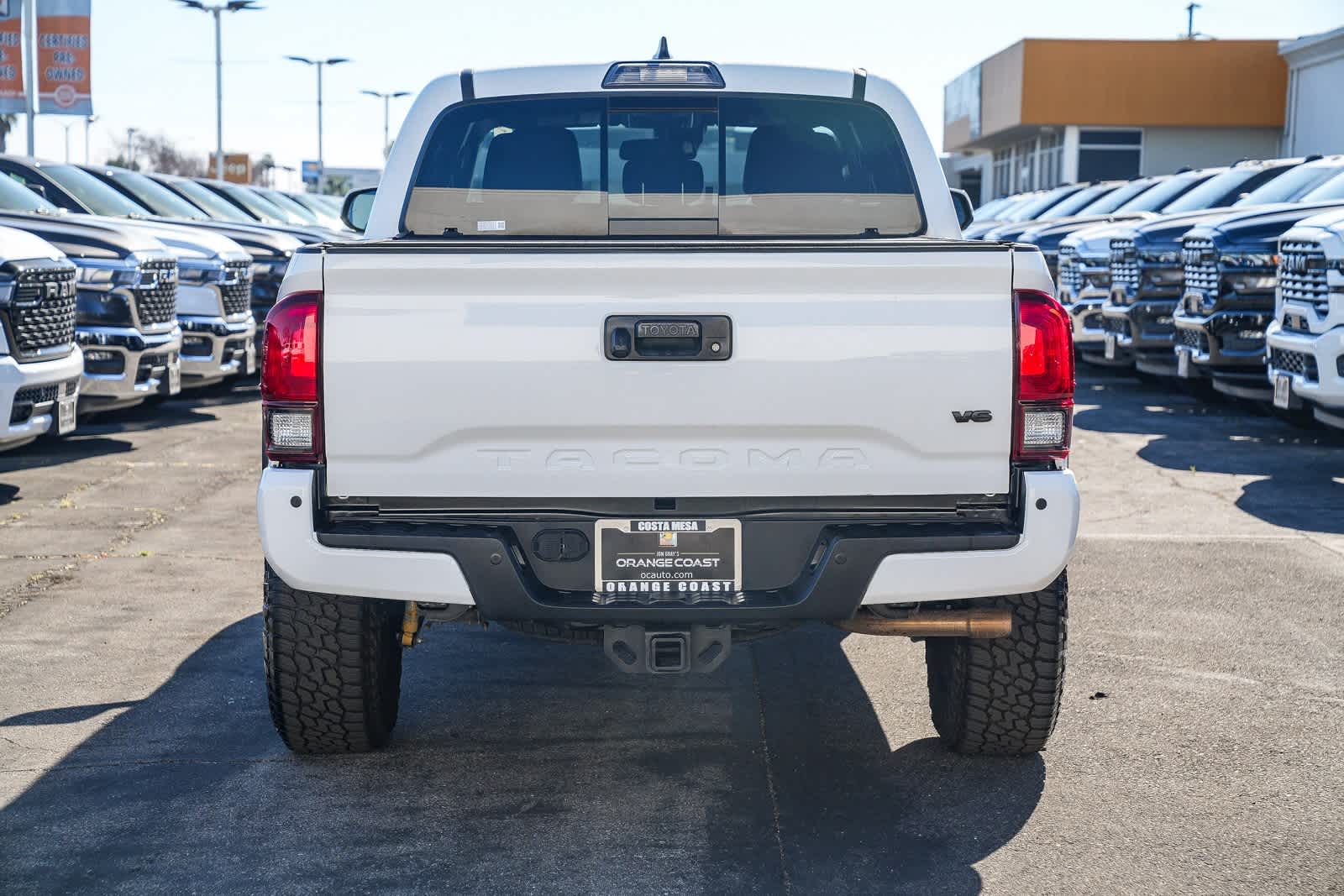 Thumbnail: 2019 Toyota Tacoma - 5