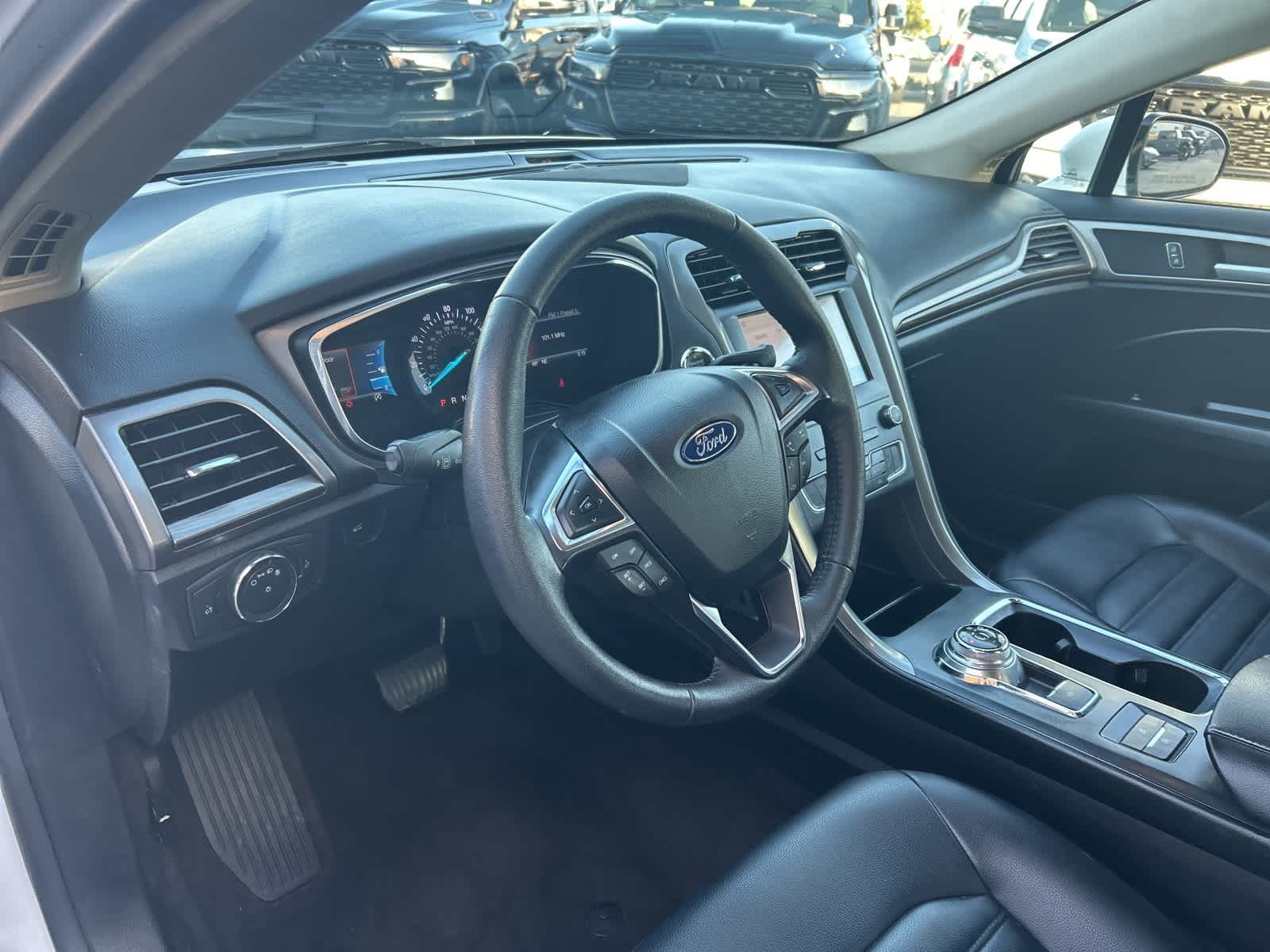 Thumbnail: 2020 Ford Fusion - 21