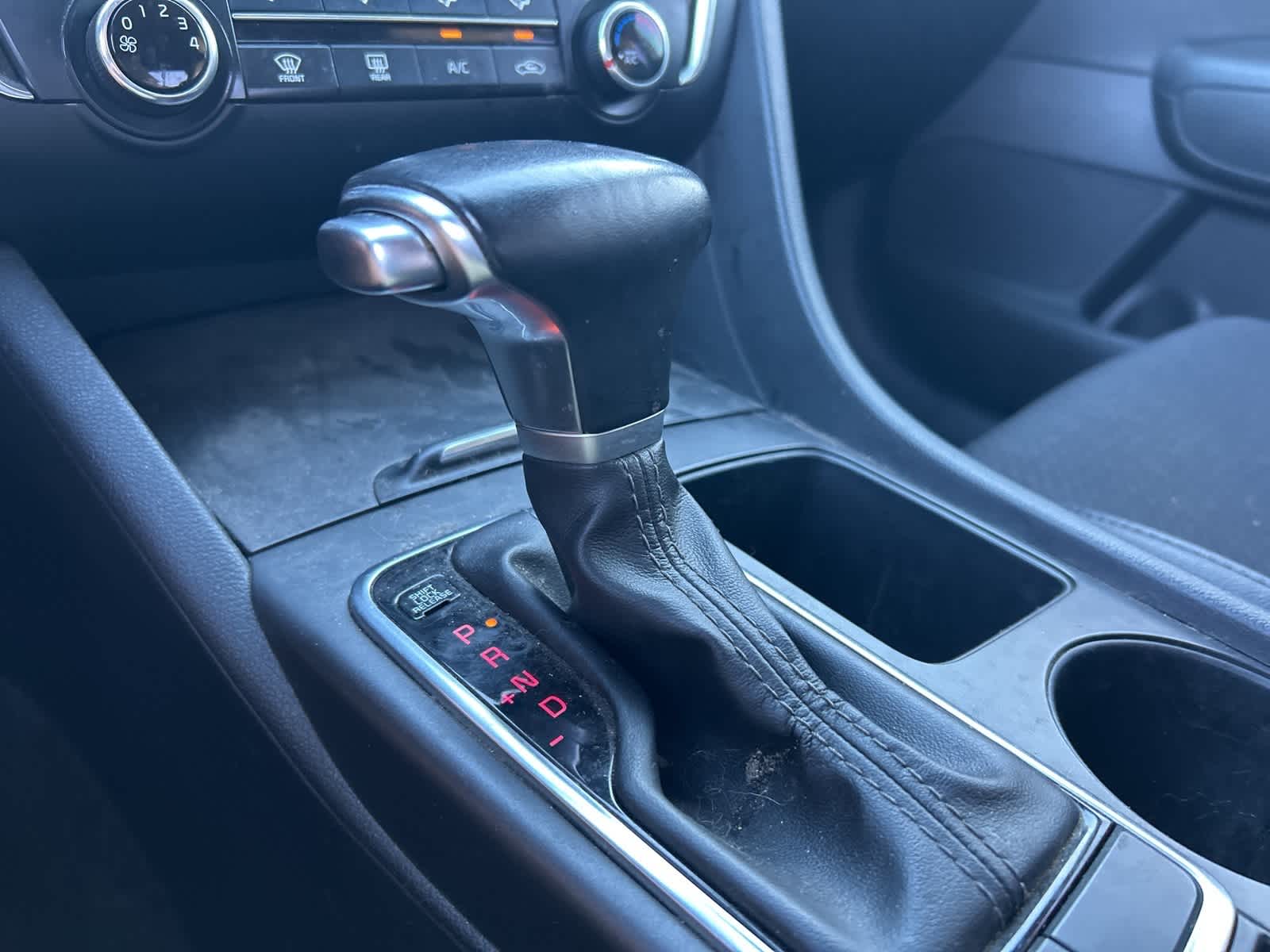 Thumbnail: 2018 Kia Optima - 17