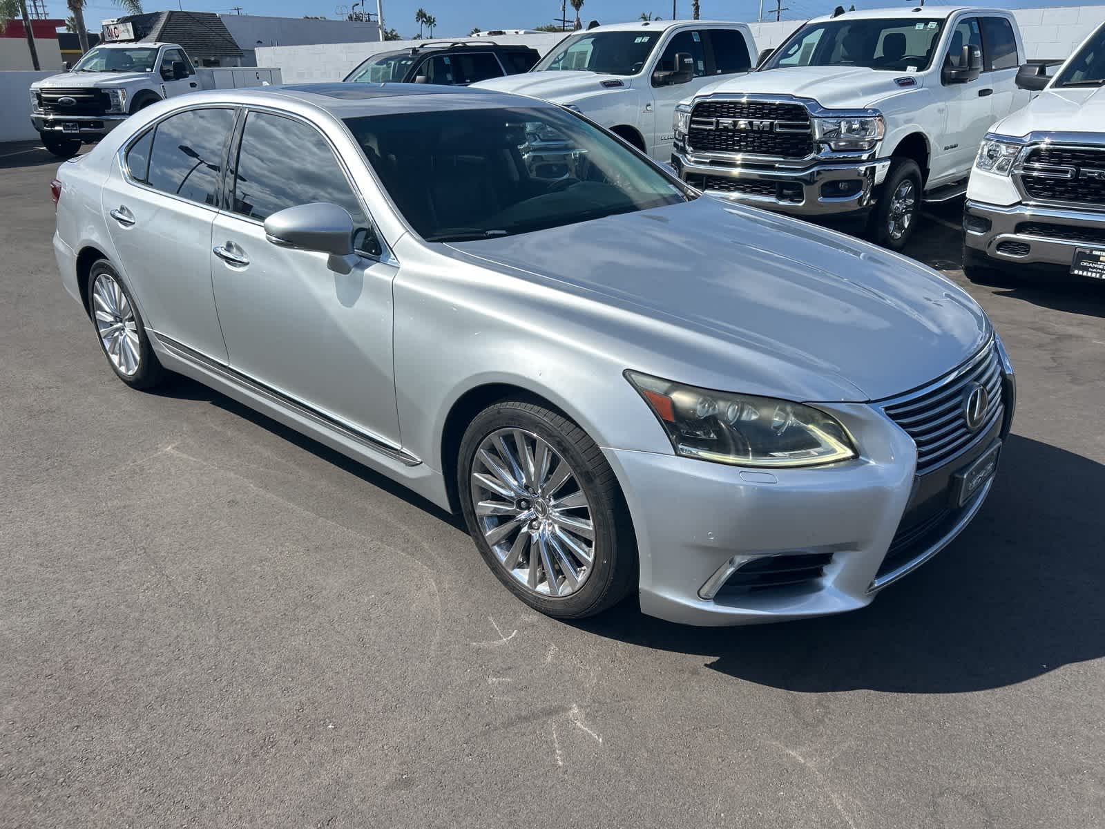 Thumbnail: 2013 Lexus LS - 6