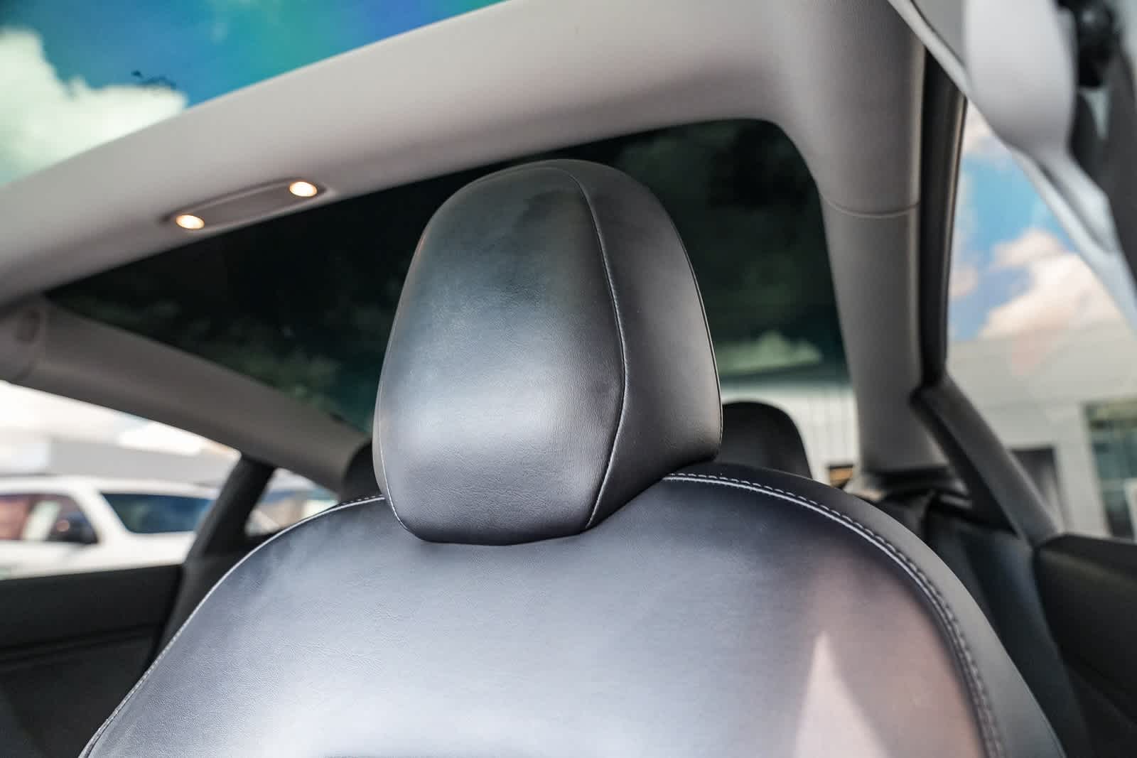 Thumbnail: 2018 Tesla Model 3 - 23