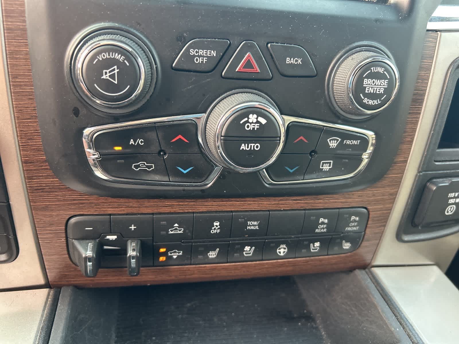 Thumbnail: 2016 RAM 1500 - 38