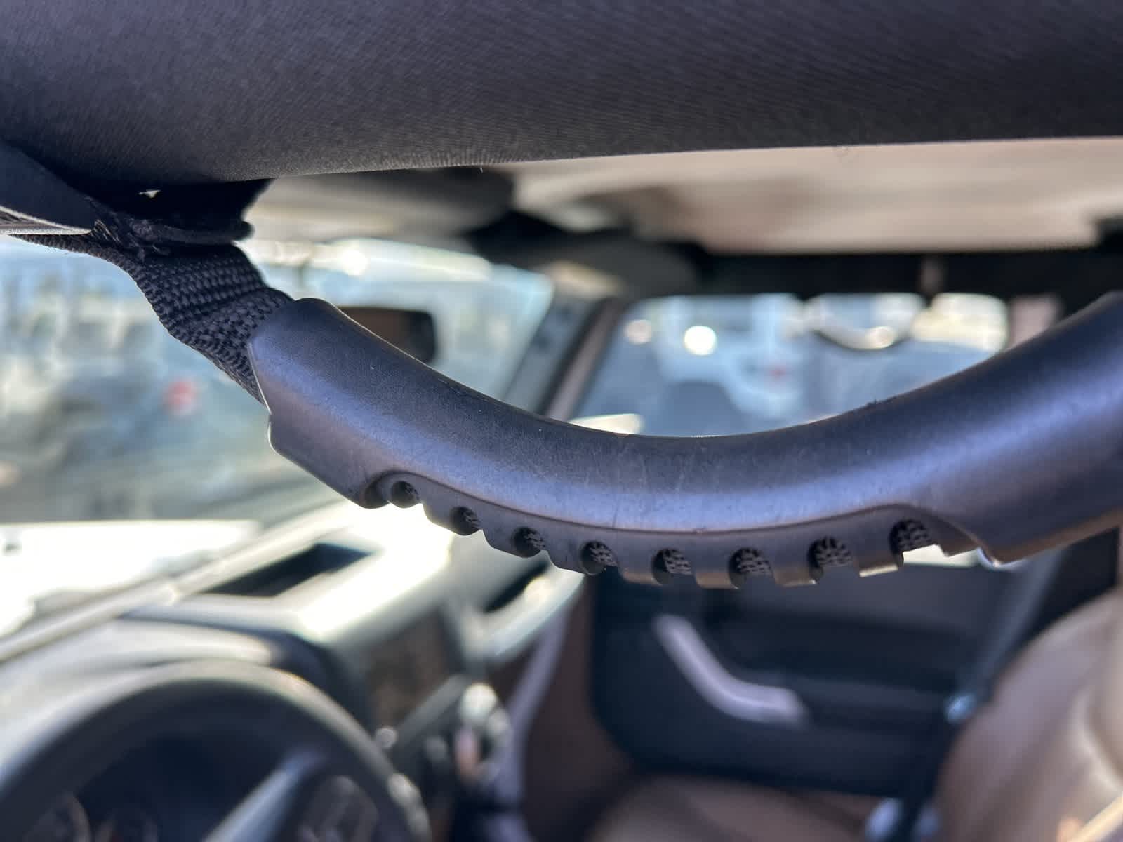 Thumbnail: 2015 Jeep Wrangler - 20