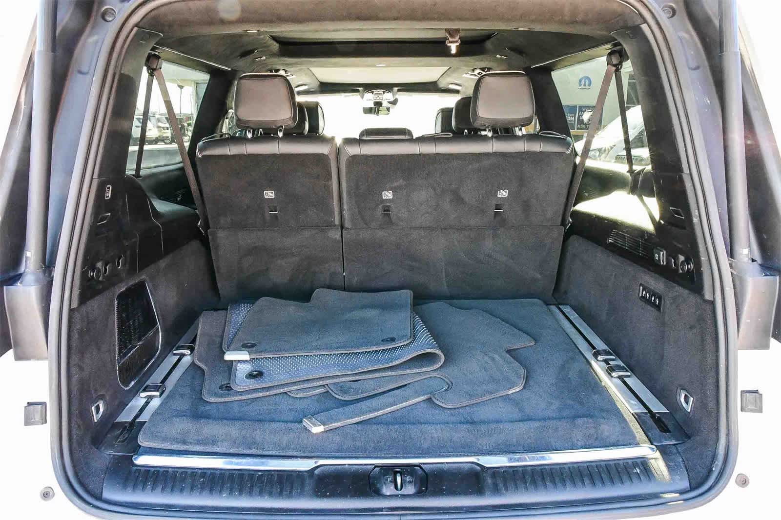 Thumbnail: 2024 Jeep Grand Wagoneer L - 25