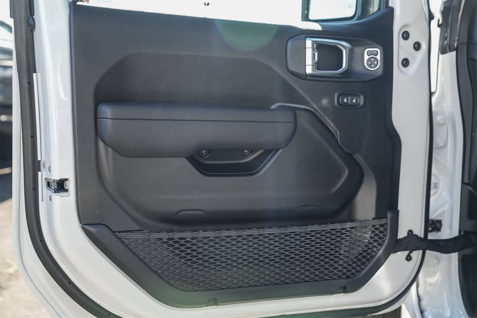 Thumbnail: 2026 Jeep Wrangler - 21