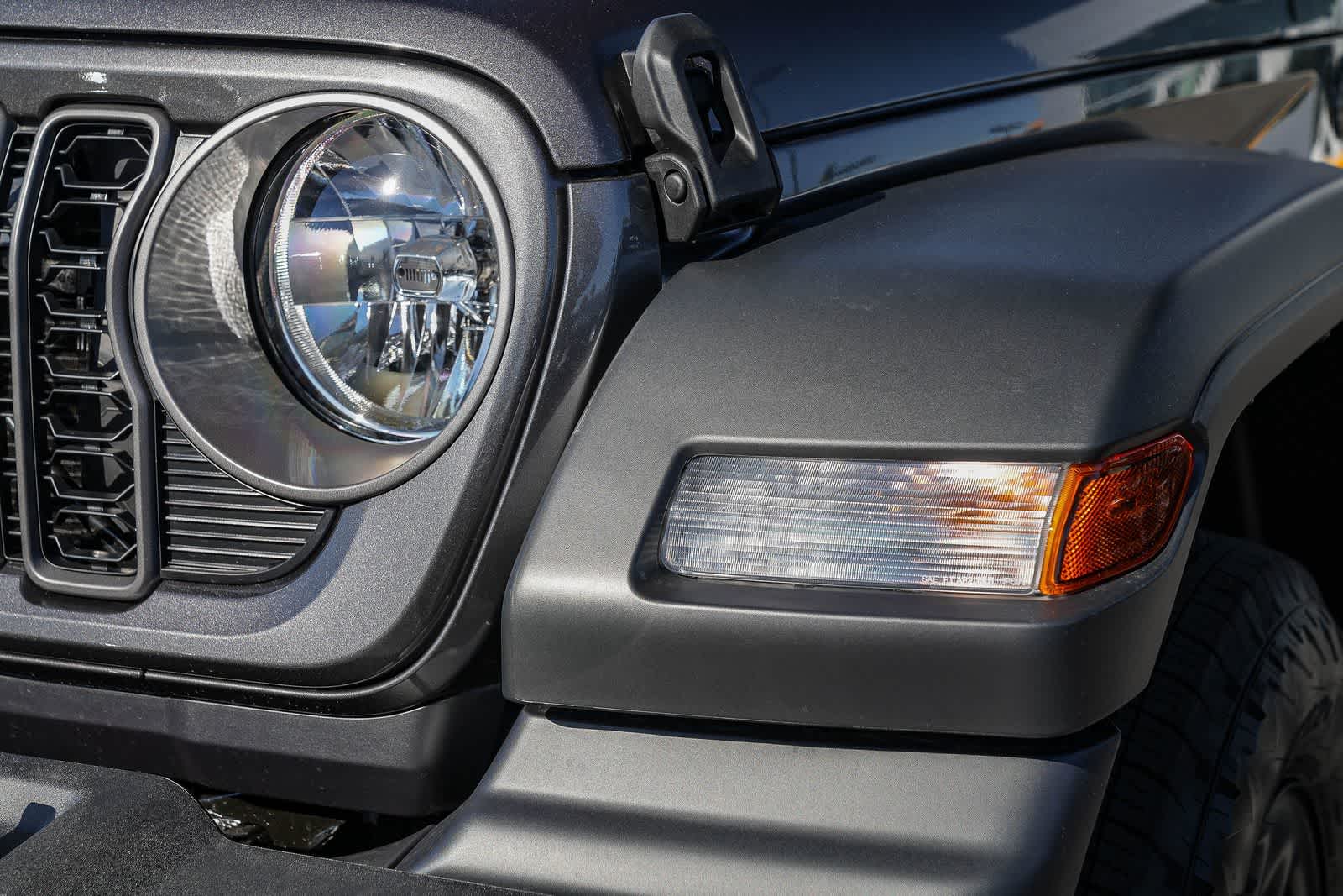 Thumbnail: 2026 Jeep Wrangler - 8