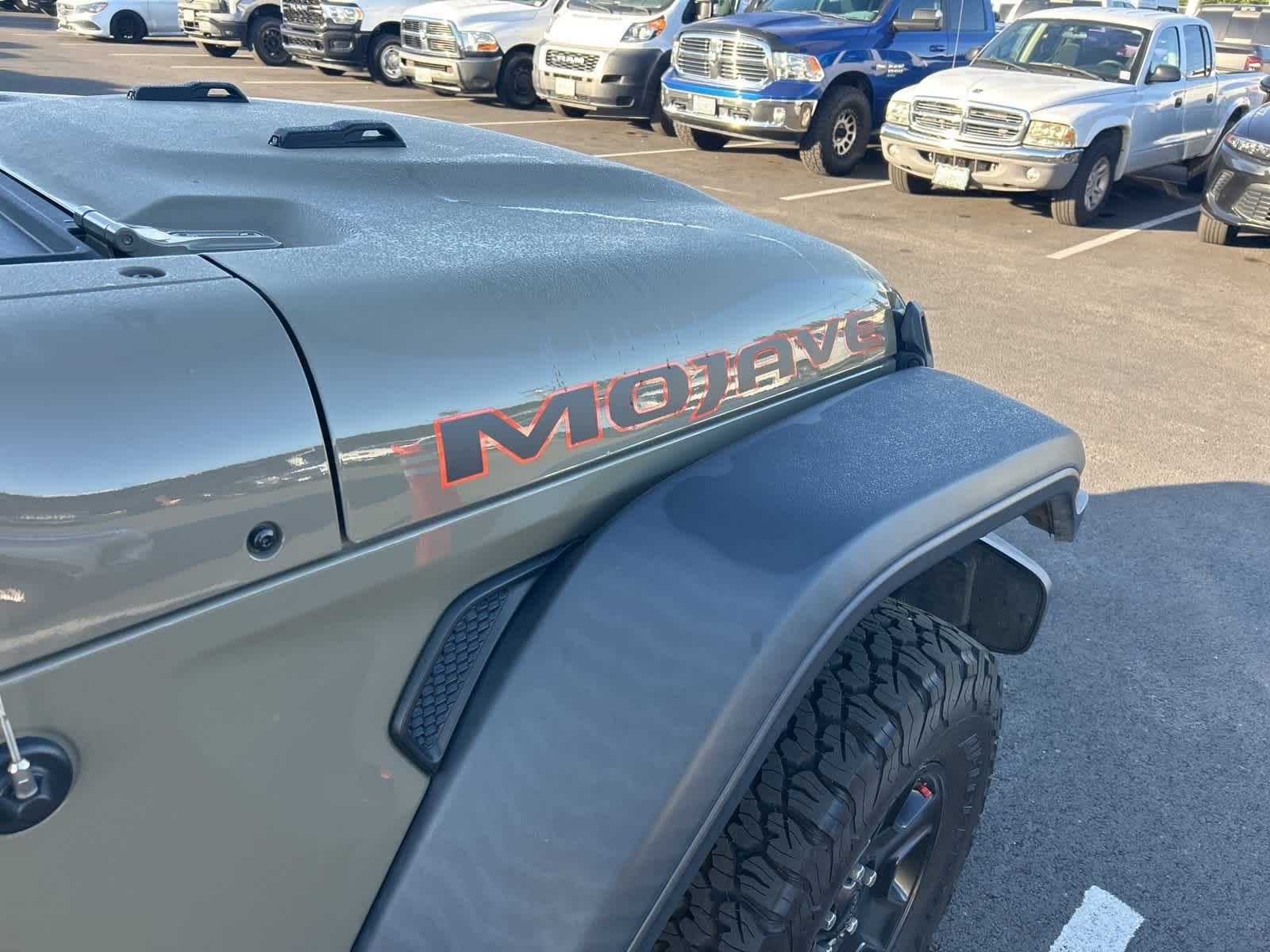 Thumbnail: 2020 Jeep Gladiator - 13