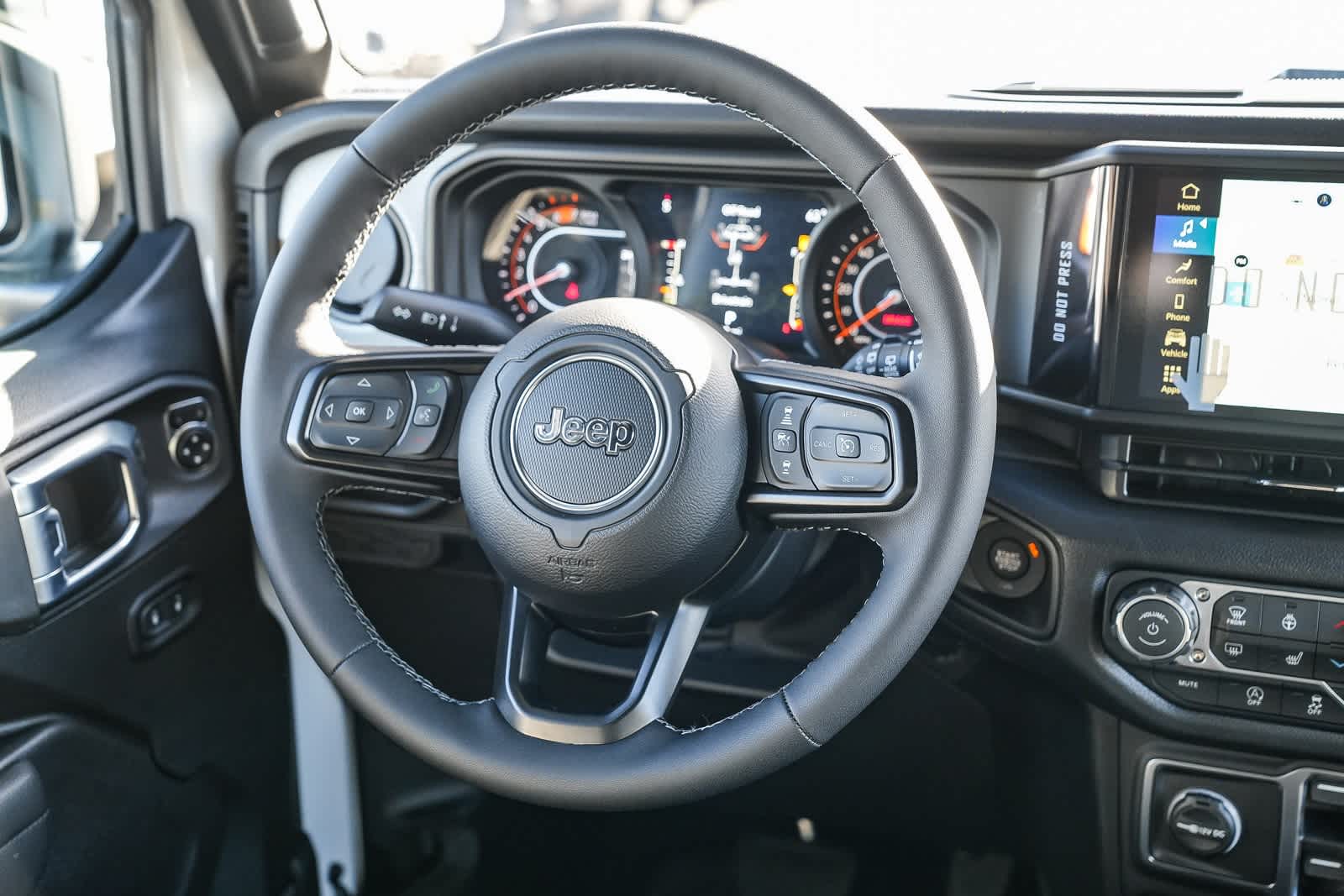 Thumbnail: 2026 Jeep Wrangler - 16