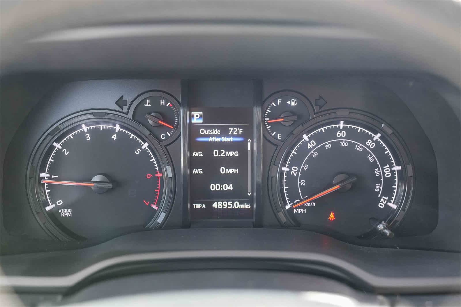 Thumbnail: 2022 Toyota 4Runner - 16