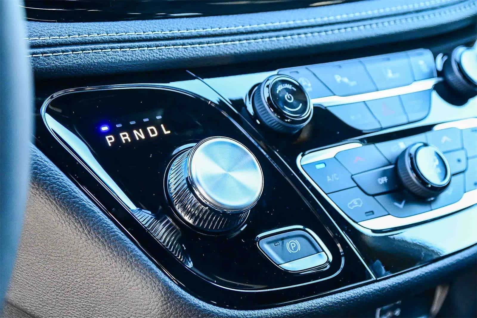 Thumbnail: 2026 Chrysler Pacifica - 21