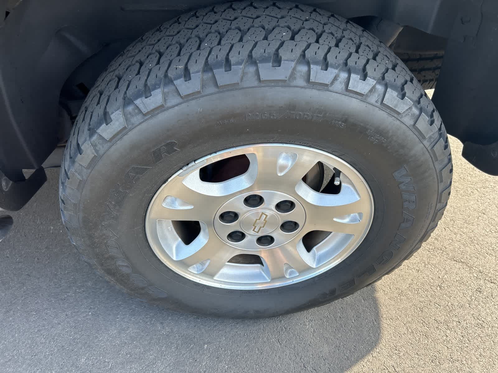 Thumbnail: 2005 Chevrolet Avalanche 1500 - 18