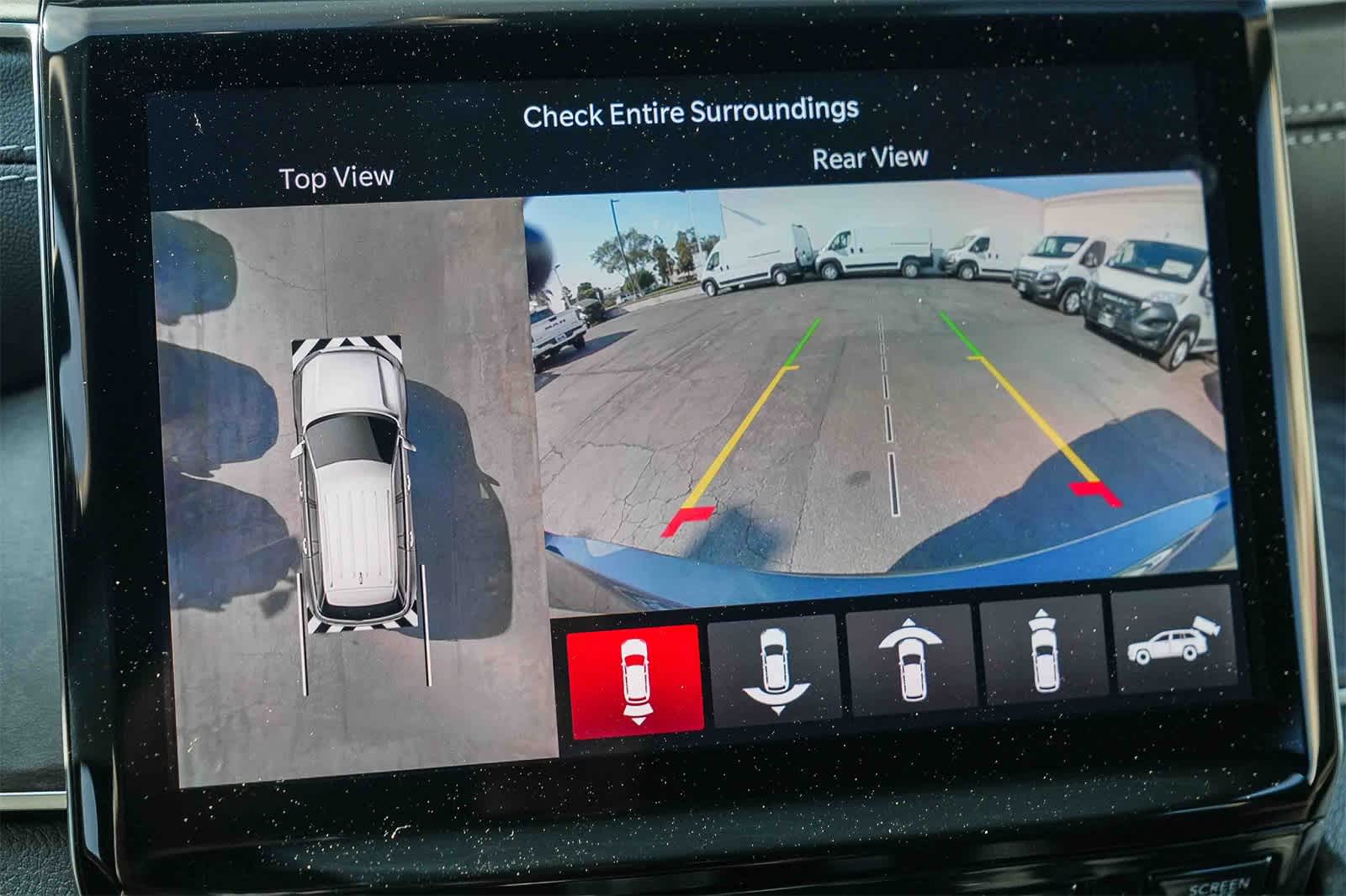 Thumbnail: 2025 Jeep Grand Cherokee L - 23