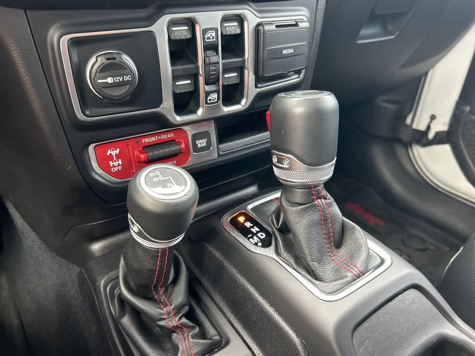 Thumbnail: 2019 Jeep Wrangler - 44
