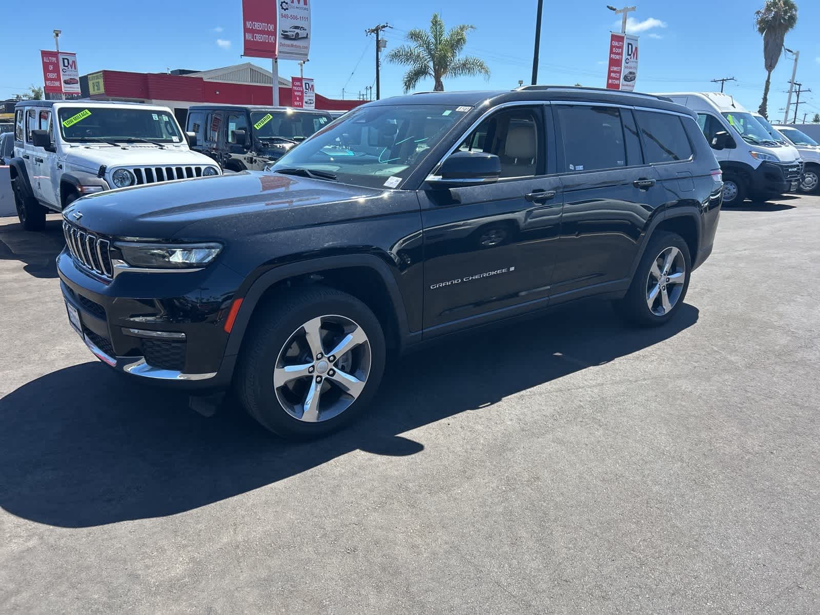 Thumbnail: 2021 Jeep Grand Cherokee L - 2