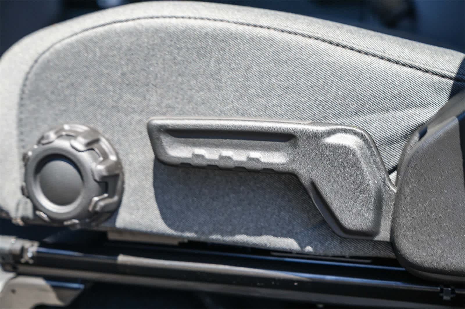 Thumbnail: 2025 Jeep Wrangler - 22