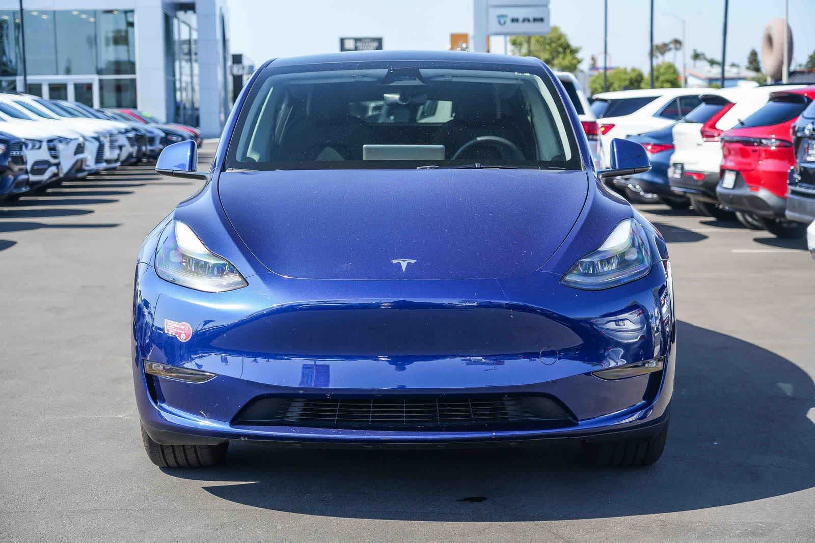 Thumbnail: 2023 Tesla Model Y - 4