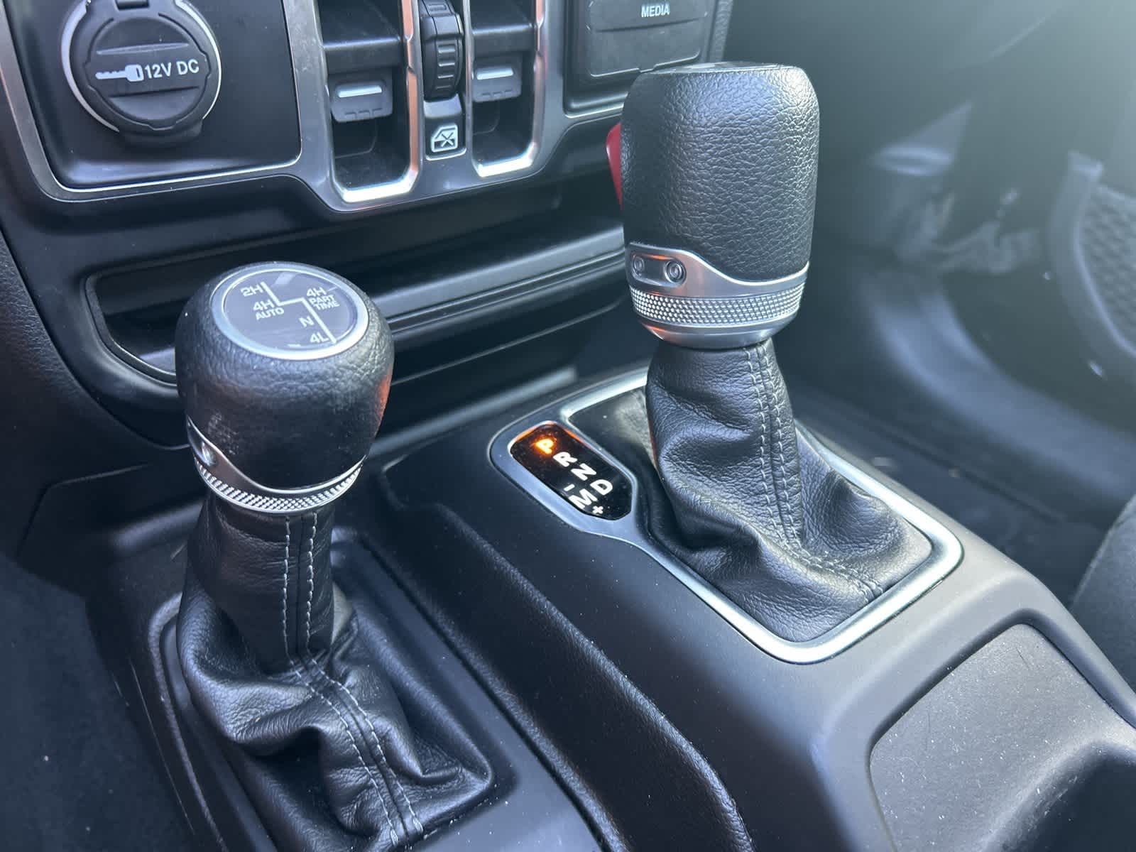 Thumbnail: 2024 Jeep Wrangler - 44