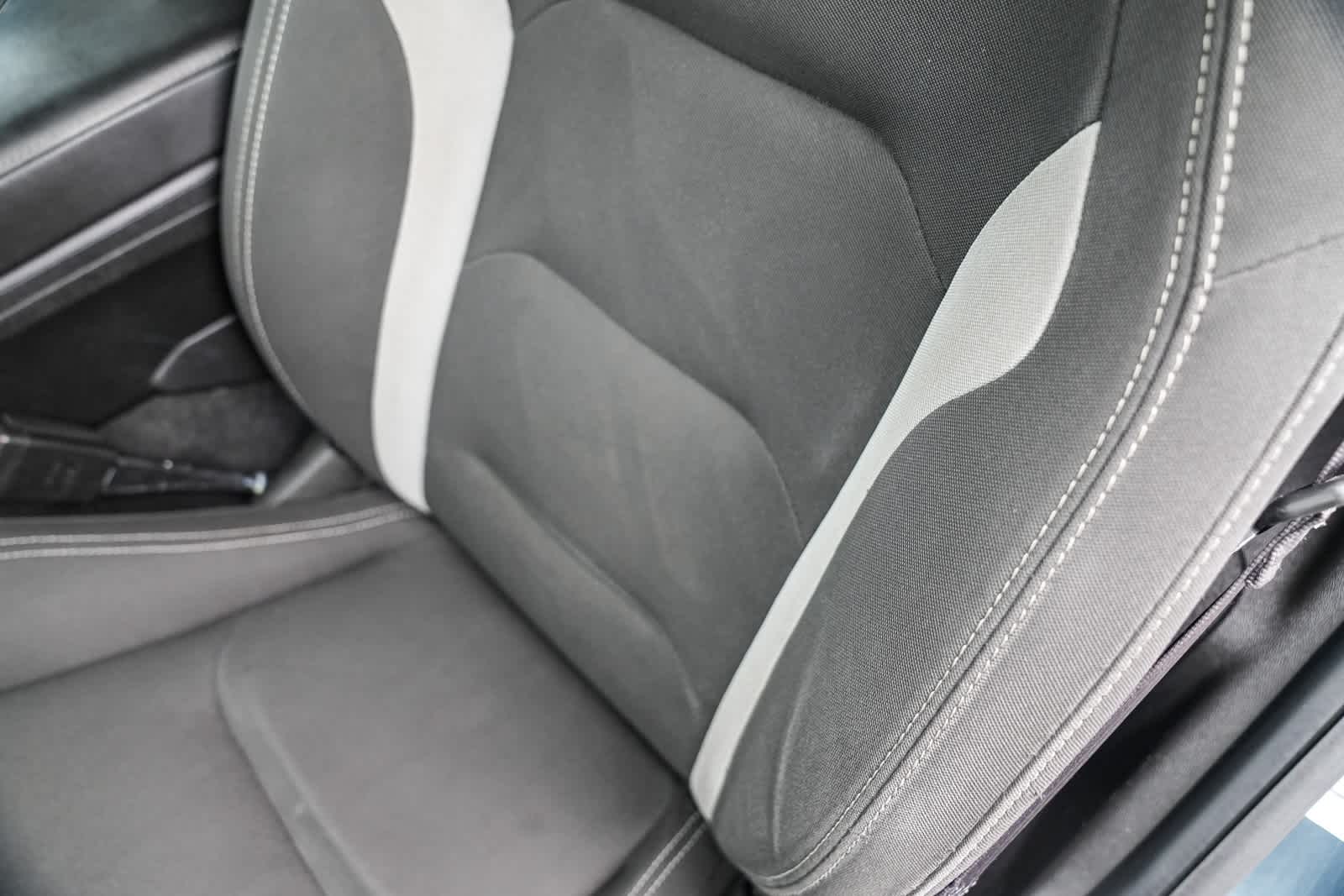 Thumbnail: 2019 Chevrolet Camaro - 24