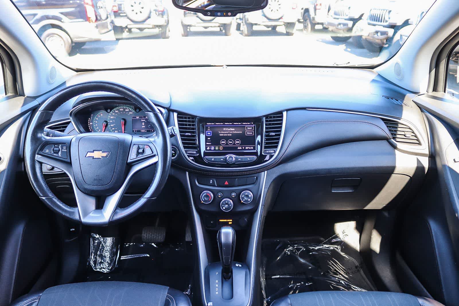 Thumbnail: 2022 Chevrolet Trax - 12