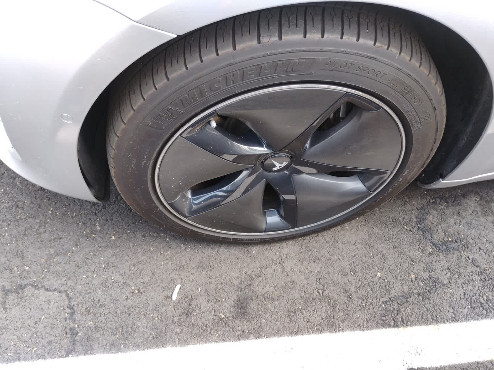 Thumbnail: 2018 Tesla Model 3 - 8