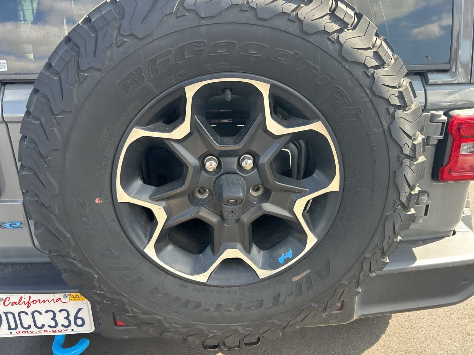 Thumbnail: 2023 Jeep Wrangler - 22
