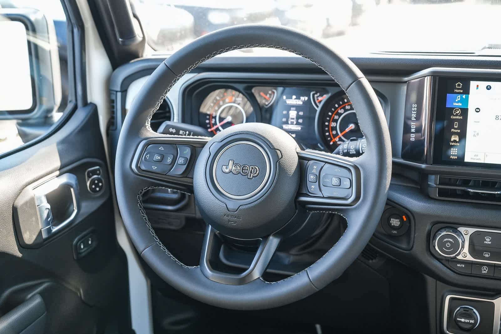 Thumbnail: 2026 Jeep Wrangler - 16