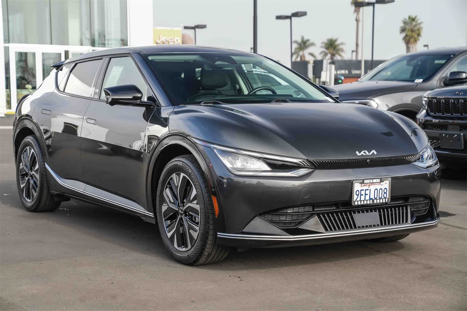 Thumbnail: 2023 Kia EV6 - 3