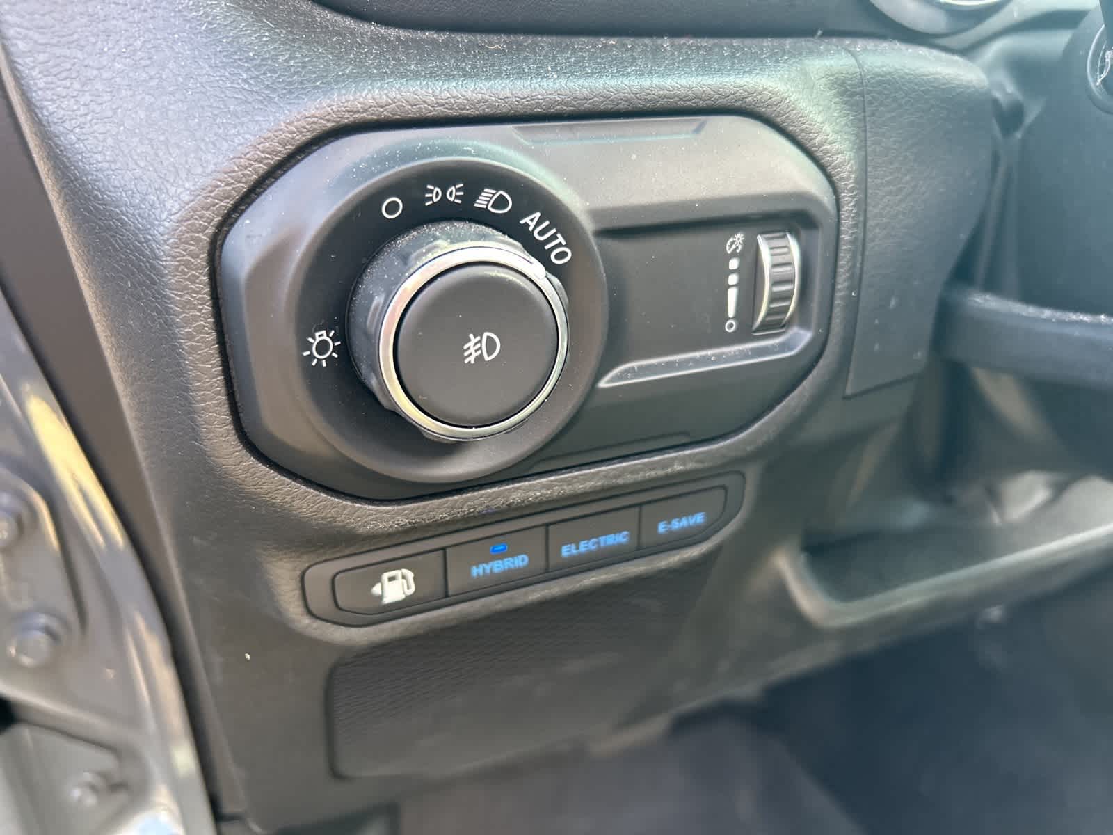 Thumbnail: 2023 Jeep Wrangler - 40