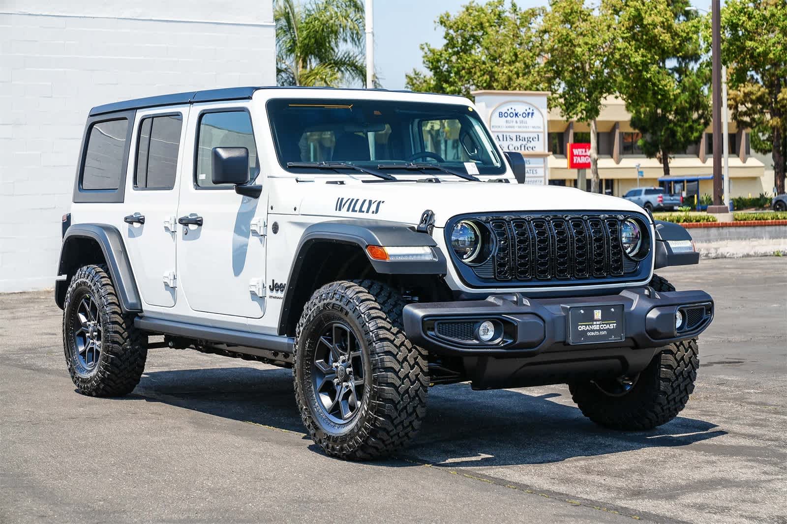 Thumbnail: 2025 Jeep Wrangler - 3