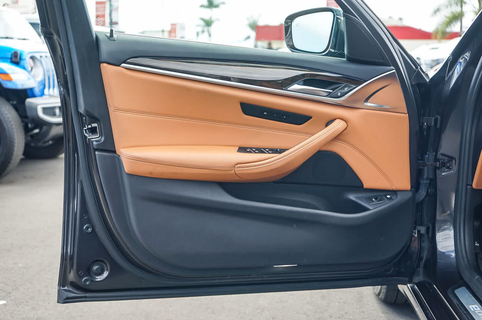 Thumbnail: 2019 BMW 5 Series - 18